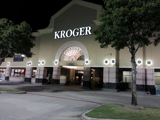 market Kroger on magnolia dedicated to Grocery store